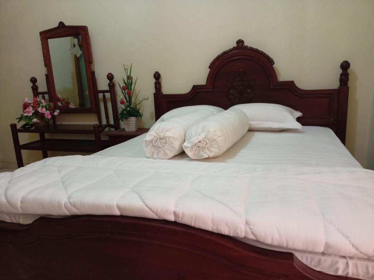Fermana Homestay Painan Bagian luar foto