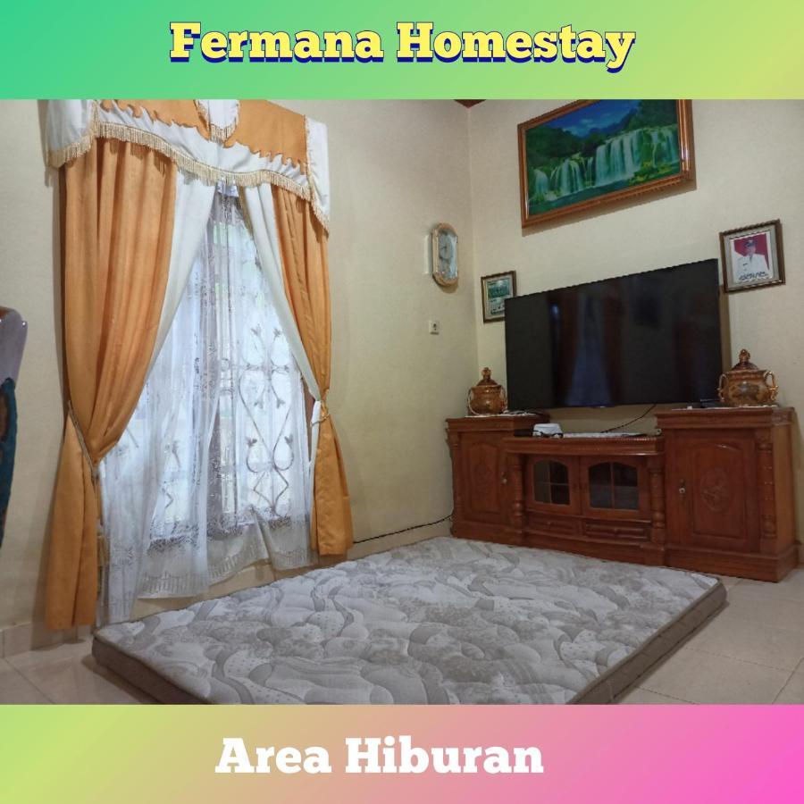 Fermana Homestay Painan Bagian luar foto